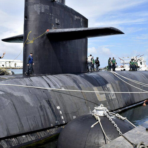 के बारे में नवीनतम कंपनी का मामला Advanced Submarine Fenders Ensure Gentle and Reliable Underwater Berthing Protection