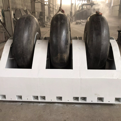 डॉक बोट प्रोटेक्शन के लिए ब्लैक रबर फिक्स्ड फेंडर 175kN - 1000kN