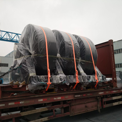 डॉक बोट प्रोटेक्शन के लिए ब्लैक रबर फिक्स्ड फेंडर 175kN - 1000kN