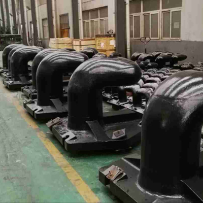 PIANC स्टैंडर्ड मूरिंग बोलार्ड्स कास्ट आयरन स्टील 150 टन हॉर्न बोलार्ड्स