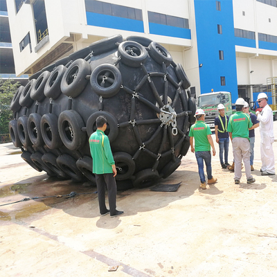बेलनाकार Iso17357 डॉक रबर फेंडर ब्लैक कलर 80kpa मरीन डॉक बंपर्स