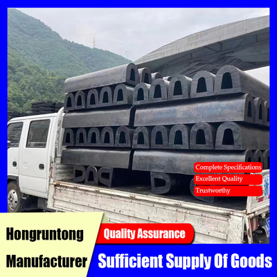 मरीन रबर फ़ेंडर भारी शुल्क रबर बेहतर शॉक अवशोषण सिद्ध विश्वसनीयता