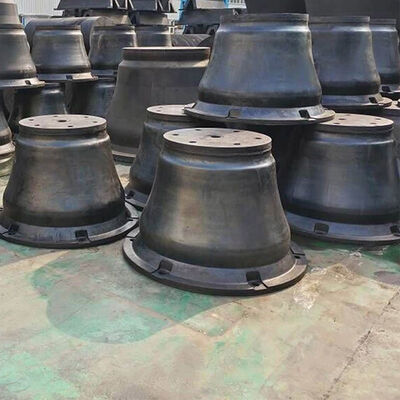 डॉक रबर फेंडर उत्कृष्ट प्रभाव प्रतिरोध मौसम प्रतिरोधी टिकाऊ रबर निर्माण